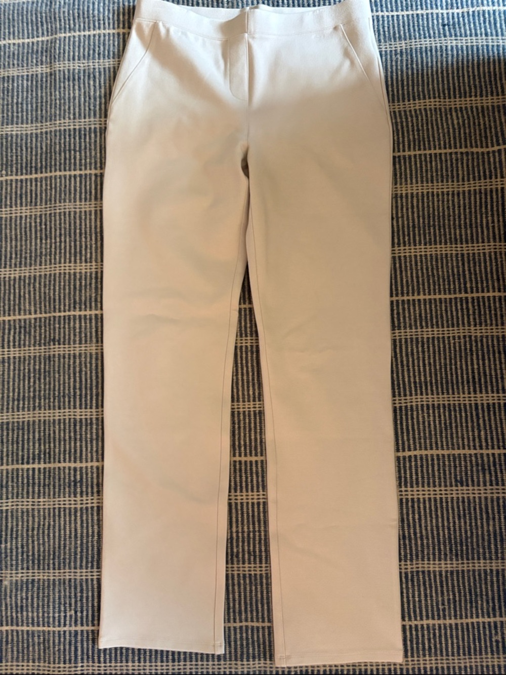 Quince Ecru Ultra-Stretch Pointe Straight Leg Pants-size M